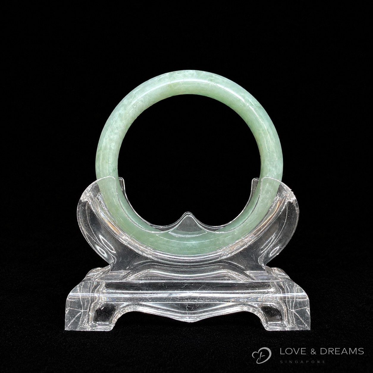 Pale Green Jadeite Bangle